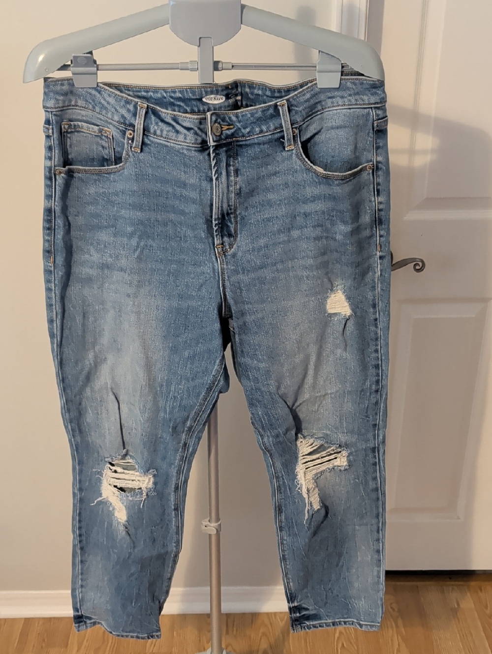 Old Navy Light Blue Distressed Straight Leg Jeans